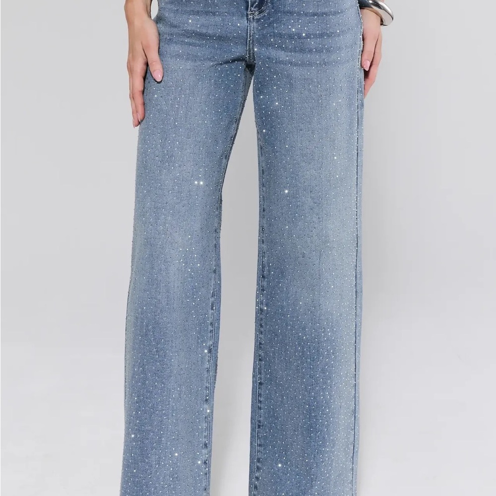 AVARA Risen Carrie Rhinestone Embellished Light Blue Wide-Leg Jeans